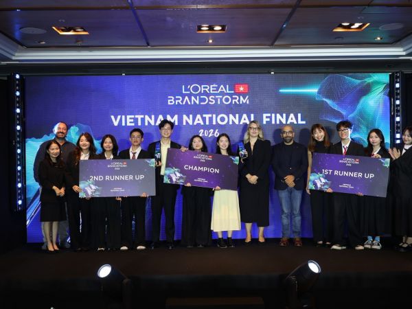 Cosmopolitan , Beauty News